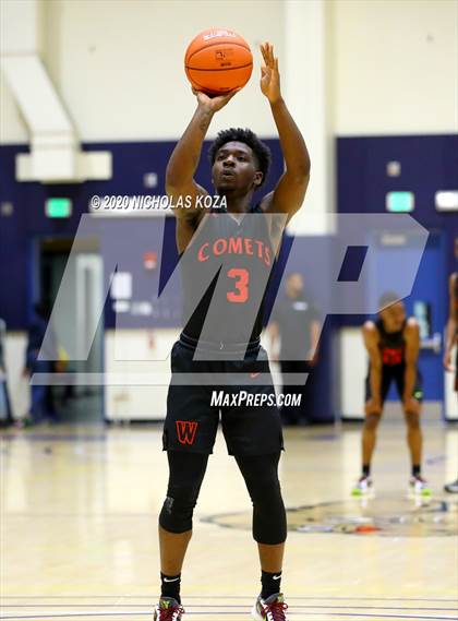 Thumbnail 3 in Westchester vs. Fairfax (CIF LAC Open Finals) photogallery.