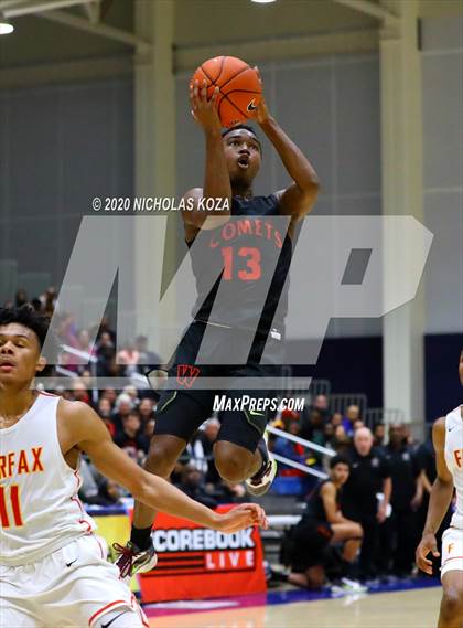 Thumbnail 1 in Westchester vs. Fairfax (CIF LAC Open Finals) photogallery.