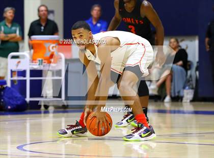 Thumbnail 3 in Westchester vs. Fairfax (CIF LAC Open Finals) photogallery.