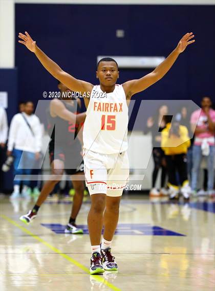 Thumbnail 3 in Westchester vs. Fairfax (CIF LAC Open Finals) photogallery.