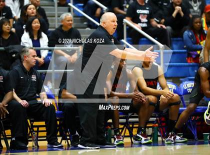 Thumbnail 3 in Westchester vs. Fairfax (CIF LAC Open Finals) photogallery.