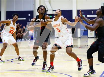 Thumbnail 2 in Westchester vs. Fairfax (CIF LAC Open Finals) photogallery.