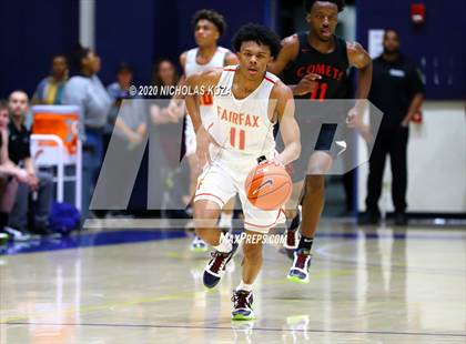 Thumbnail 3 in Westchester vs. Fairfax (CIF LAC Open Finals) photogallery.