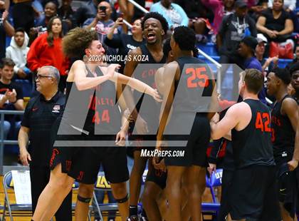 Thumbnail 3 in Westchester vs. Fairfax (CIF LAC Open Finals) photogallery.