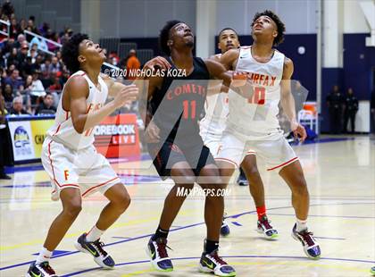 Thumbnail 2 in Westchester vs. Fairfax (CIF LAC Open Finals) photogallery.