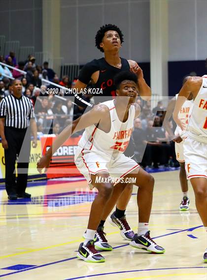 Thumbnail 3 in Westchester vs. Fairfax (CIF LAC Open Finals) photogallery.