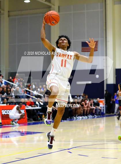 Thumbnail 1 in Westchester vs. Fairfax (CIF LAC Open Finals) photogallery.