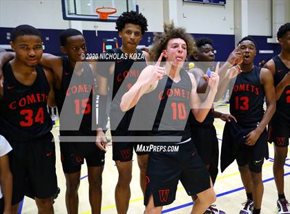 Thumbnail 1 in Westchester vs. Fairfax (CIF LAC Open Finals) photogallery.