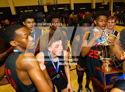 Thumbnail 2 in Westchester vs. Fairfax (CIF LAC Open Finals) photogallery.