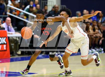 Thumbnail 3 in Westchester vs. Fairfax (CIF LAC Open Finals) photogallery.