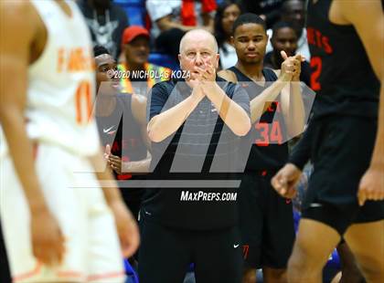 Thumbnail 3 in Westchester vs. Fairfax (CIF LAC Open Finals) photogallery.