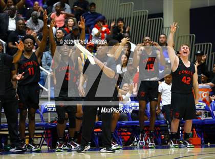 Thumbnail 3 in Westchester vs. Fairfax (CIF LAC Open Finals) photogallery.