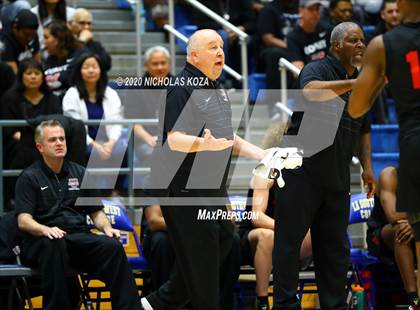 Thumbnail 2 in Westchester vs. Fairfax (CIF LAC Open Finals) photogallery.