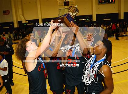 Thumbnail 3 in Westchester vs. Fairfax (CIF LAC Open Finals) photogallery.
