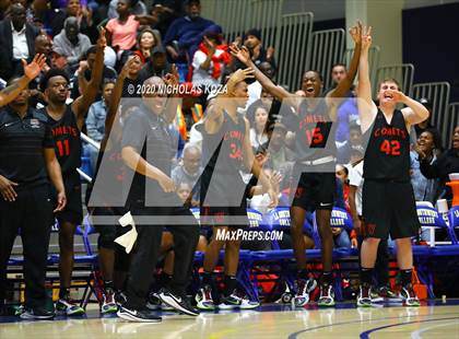 Thumbnail 3 in Westchester vs. Fairfax (CIF LAC Open Finals) photogallery.