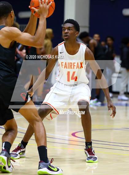 Thumbnail 1 in Westchester vs. Fairfax (CIF LAC Open Finals) photogallery.
