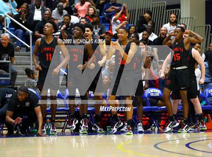 Thumbnail 1 in Westchester vs. Fairfax (CIF LAC Open Finals) photogallery.