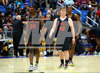 Thumbnail 1 in Westchester vs. Fairfax (CIF LAC Open Finals) photogallery.