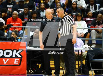 Thumbnail 3 in Westchester vs. Fairfax (CIF LAC Open Finals) photogallery.