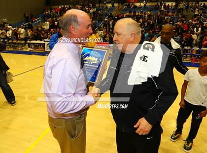 Thumbnail 3 in Westchester vs. Fairfax (CIF LAC Open Finals) photogallery.
