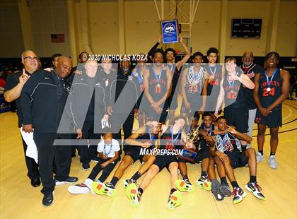 Thumbnail 1 in Westchester vs. Fairfax (CIF LAC Open Finals) photogallery.