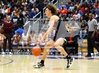 Thumbnail 2 in Westchester vs. Fairfax (CIF LAC Open Finals) photogallery.