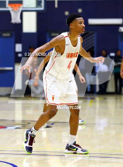 Thumbnail 2 in Westchester vs. Fairfax (CIF LAC Open Finals) photogallery.