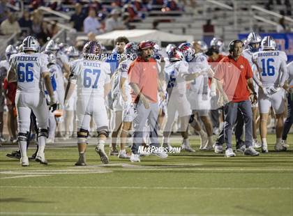 Thumbnail 1 in Westlake vs Vandegrift (UIL 6A D2 Football Bi-District) photogallery.