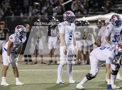 Thumbnail 3 in Westlake vs Vandegrift (UIL 6A D2 Football Bi-District) photogallery.