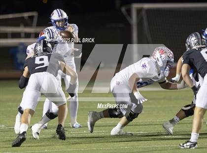 Thumbnail 1 in Westlake vs Vandegrift (UIL 6A D2 Football Bi-District) photogallery.