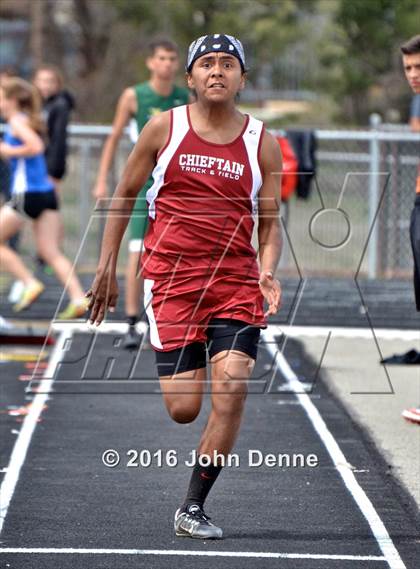 Thumbnail 2 in Taos Tiger Relays photogallery.