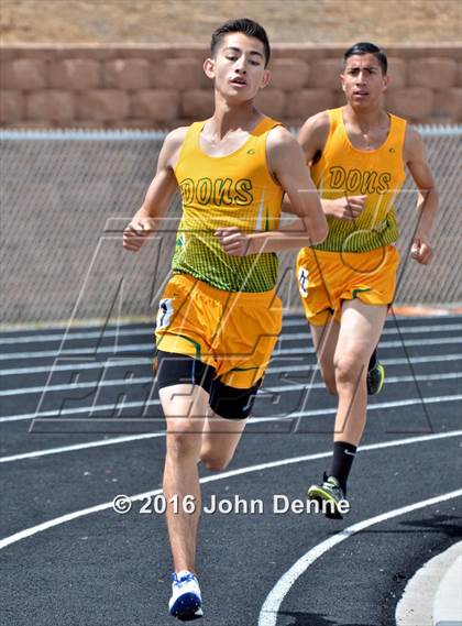 Thumbnail 3 in Taos Tiger Relays photogallery.