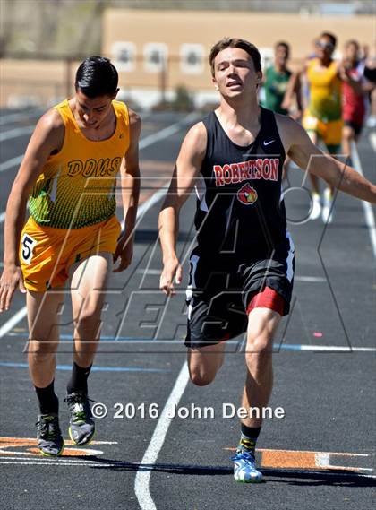Thumbnail 3 in Taos Tiger Relays photogallery.