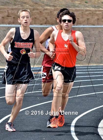 Thumbnail 2 in Taos Tiger Relays photogallery.