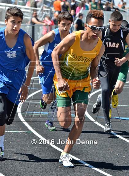 Thumbnail 3 in Taos Tiger Relays photogallery.