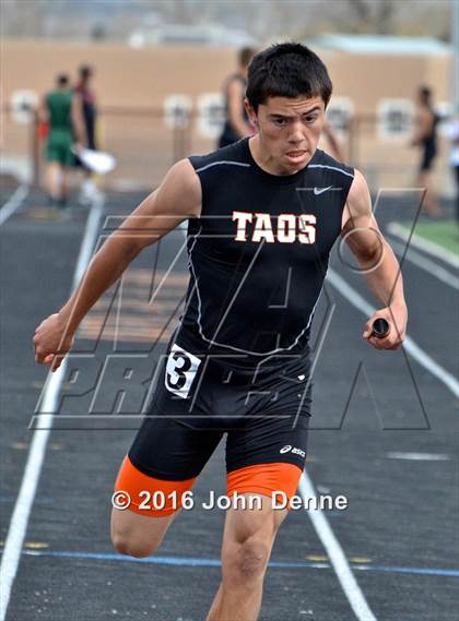 Thumbnail 3 in Taos Tiger Relays photogallery.