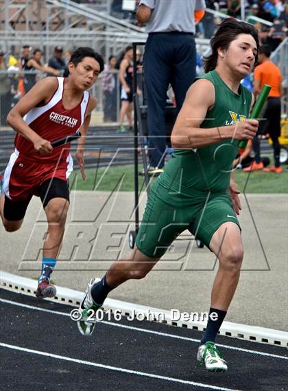 Thumbnail 2 in Taos Tiger Relays photogallery.