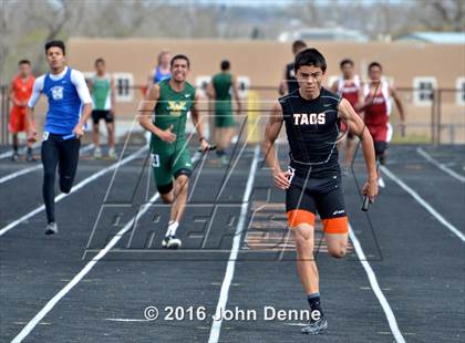 Thumbnail 2 in Taos Tiger Relays photogallery.