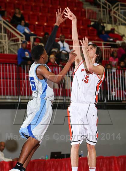 Thumbnail 3 in Rockwall vs. Wilmer-Hutchins (Metroplex Challenge) photogallery.