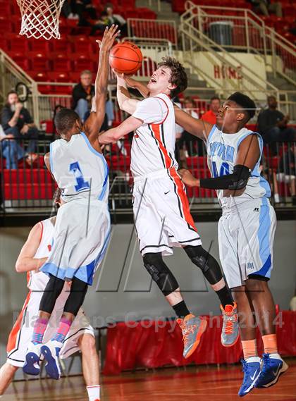 Thumbnail 2 in Rockwall vs. Wilmer-Hutchins (Metroplex Challenge) photogallery.