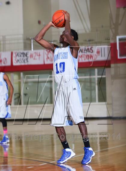 Thumbnail 2 in Rockwall vs. Wilmer-Hutchins (Metroplex Challenge) photogallery.
