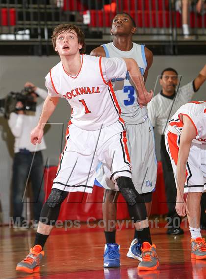 Thumbnail 2 in Rockwall vs. Wilmer-Hutchins (Metroplex Challenge) photogallery.