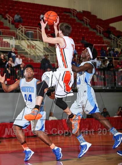 Thumbnail 2 in Rockwall vs. Wilmer-Hutchins (Metroplex Challenge) photogallery.