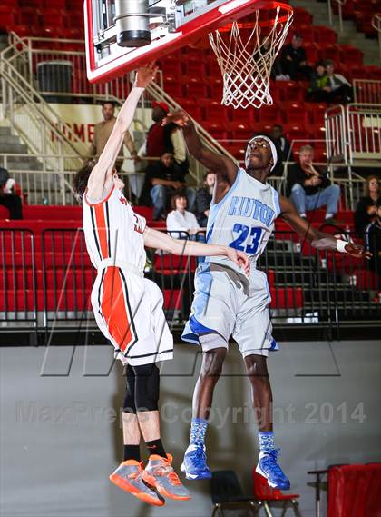 Thumbnail 3 in Rockwall vs. Wilmer-Hutchins (Metroplex Challenge) photogallery.