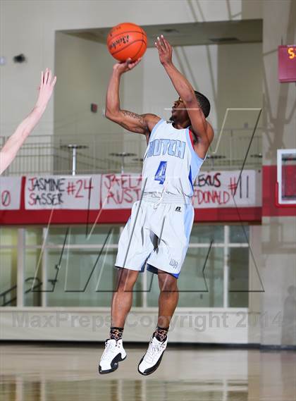 Thumbnail 2 in Rockwall vs. Wilmer-Hutchins (Metroplex Challenge) photogallery.