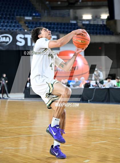 Thumbnail 1 in Bellevue vs. Timberline (WIAA Round of 12) photogallery.