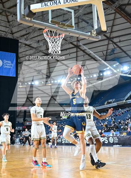 Thumbnail 2 in Bellevue vs. Timberline (WIAA Round of 12) photogallery.