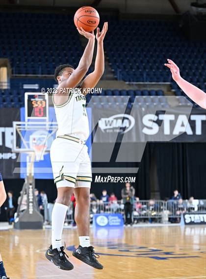 Thumbnail 2 in Bellevue vs. Timberline (WIAA Round of 12) photogallery.