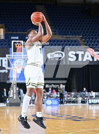 Thumbnail 1 in Bellevue vs. Timberline (WIAA Round of 12) photogallery.