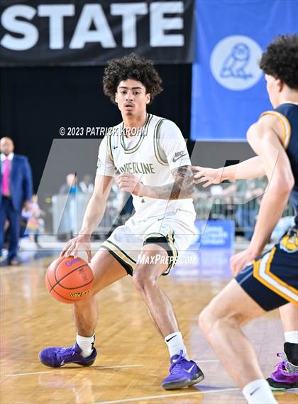Thumbnail 2 in Bellevue vs. Timberline (WIAA Round of 12) photogallery.